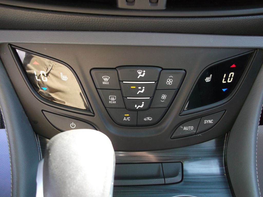 2019 Buick Envision Image 18