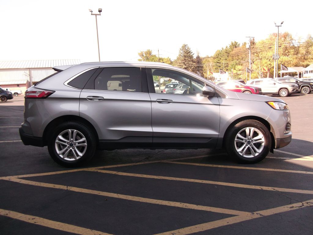 2020 Ford Edge Image 3