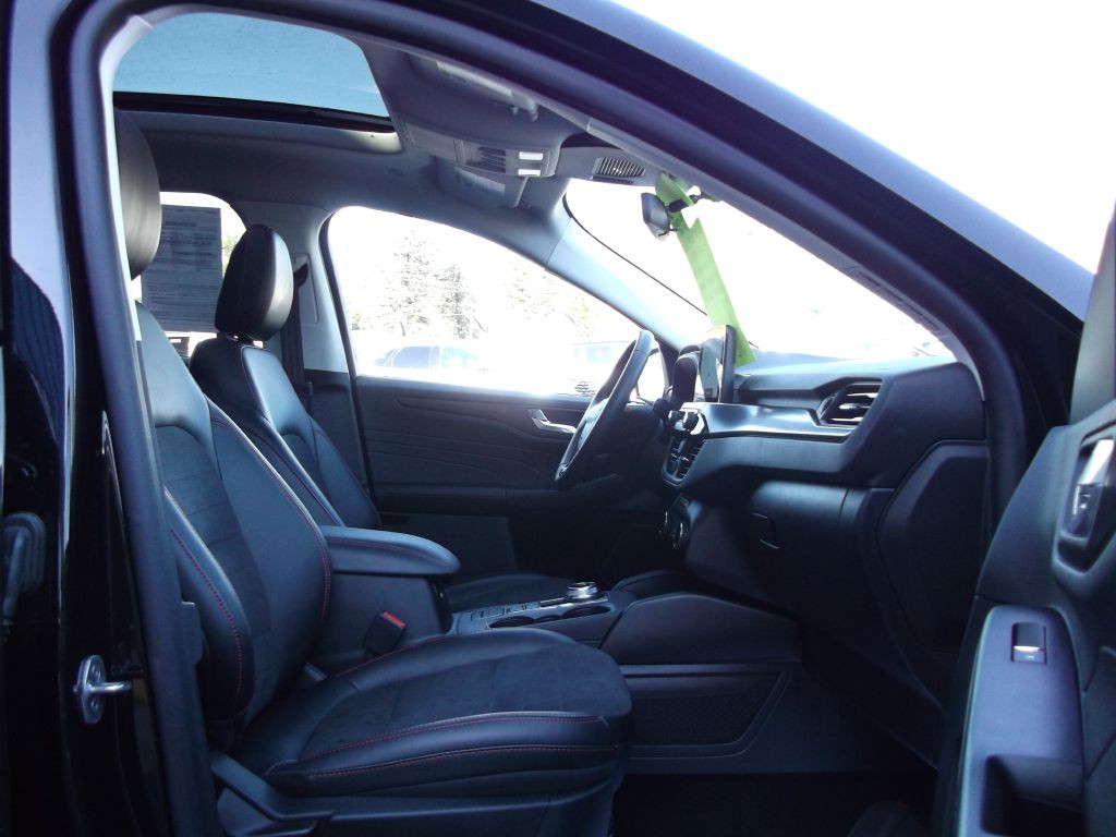 2022 Ford Escape Image 6
