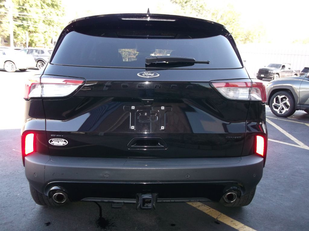 2022 Ford Escape Image 11