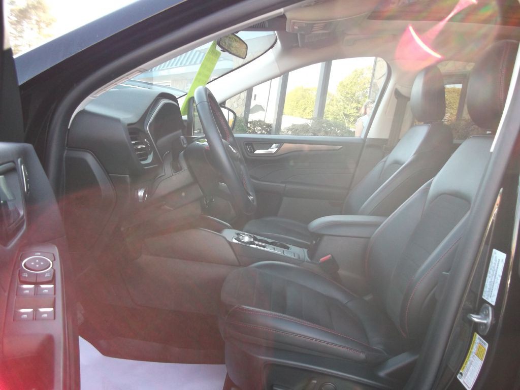 2022 Ford Escape Image 16