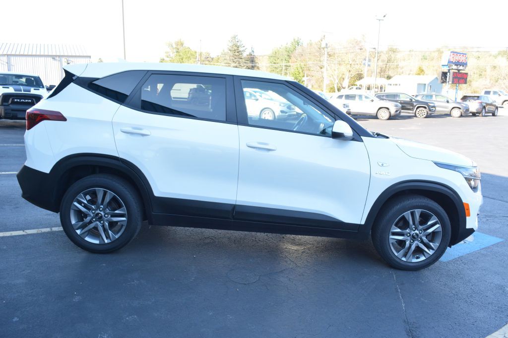 2021 Kia Seltos Image 3