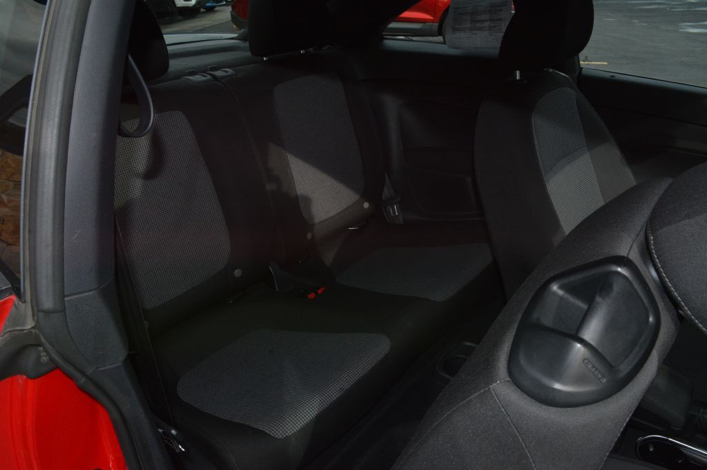 2019 Volkswagen Beetle Image 9