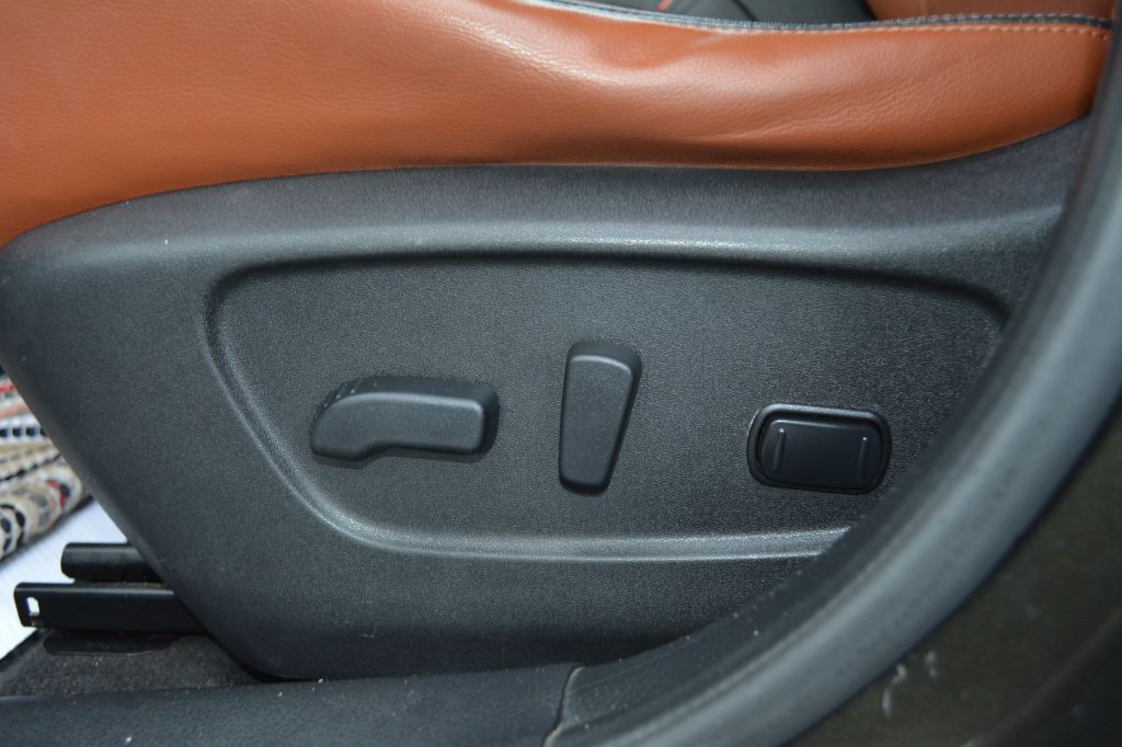 2017 Nissan Rogue Image 13