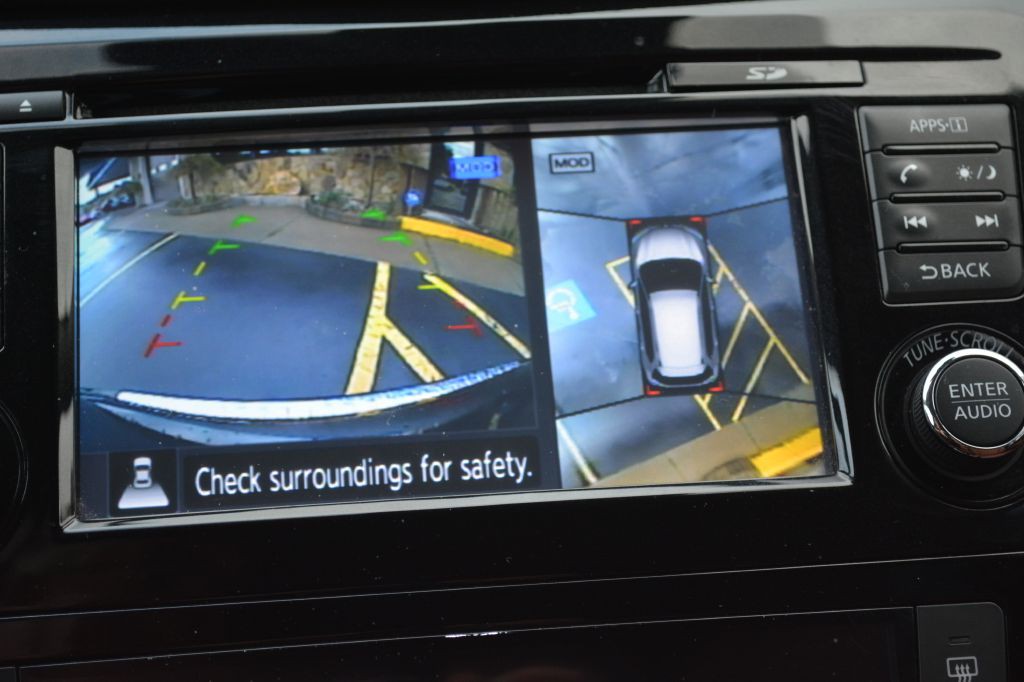 2017 Nissan Rogue Image 19