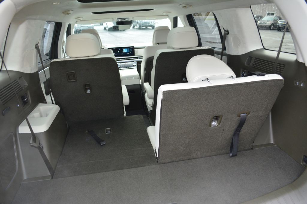 2025 Hyundai Santa Fe Image 10