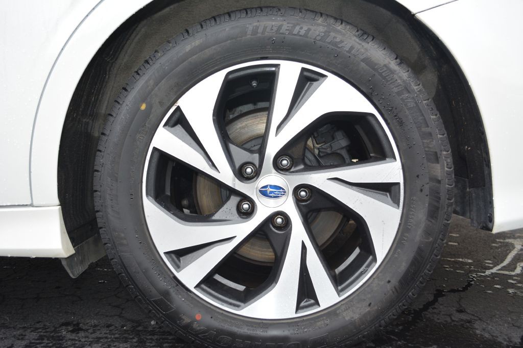 2022 Subaru Legacy Image 7