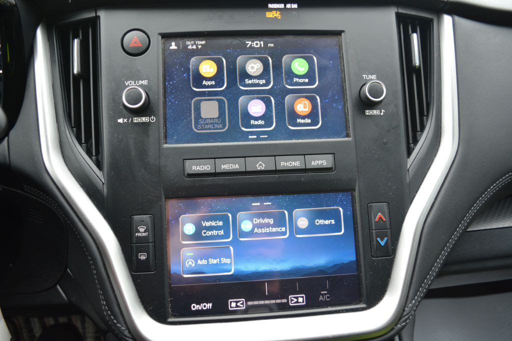 2022 Subaru Legacy Image 18