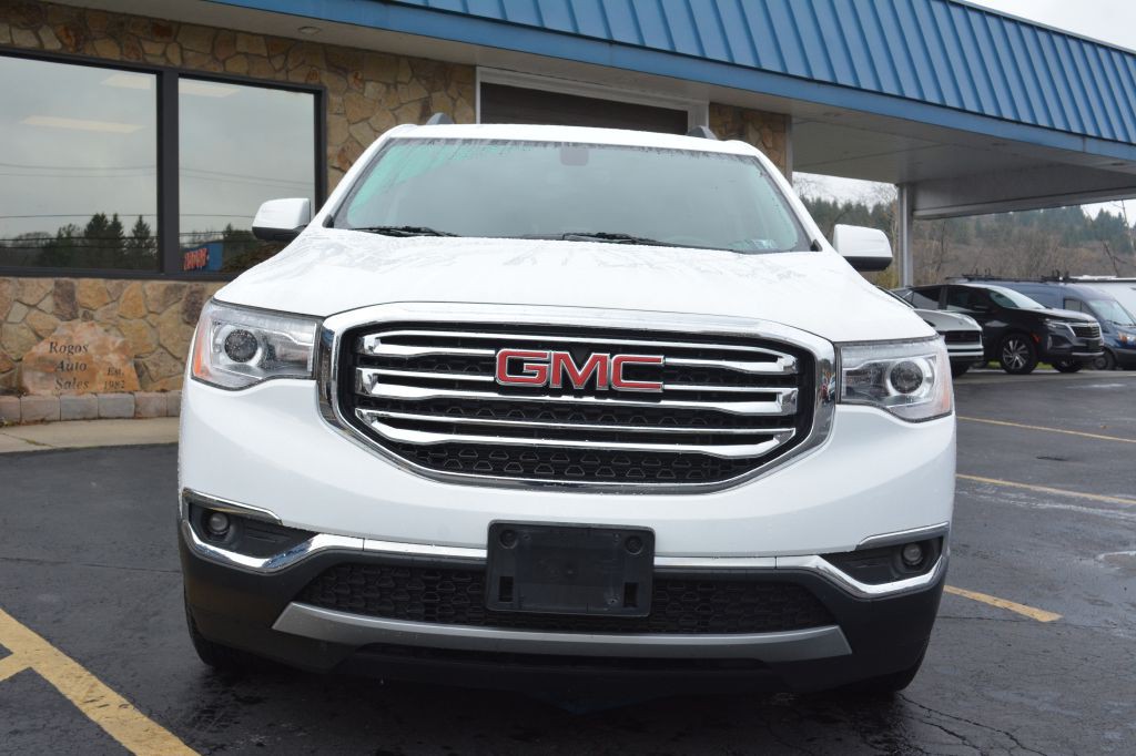 2018 GMC Acadia Image 2