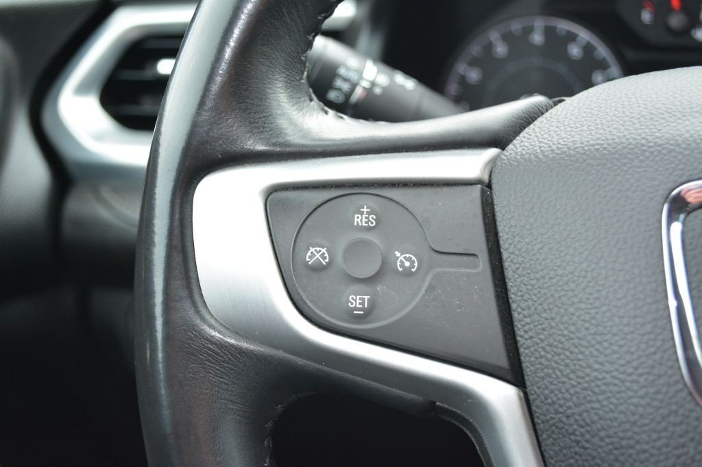 2018 GMC Acadia Image 17