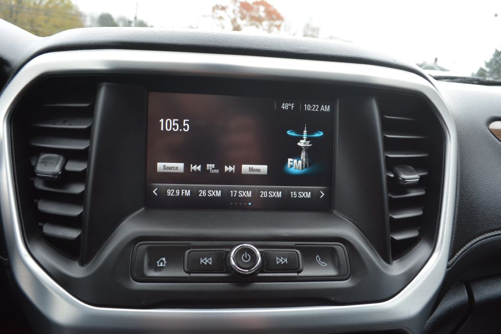 2018 GMC Acadia Image 19