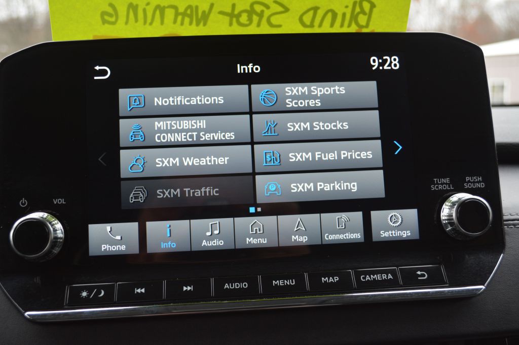 2024 Mitsubishi Outlander Image 20