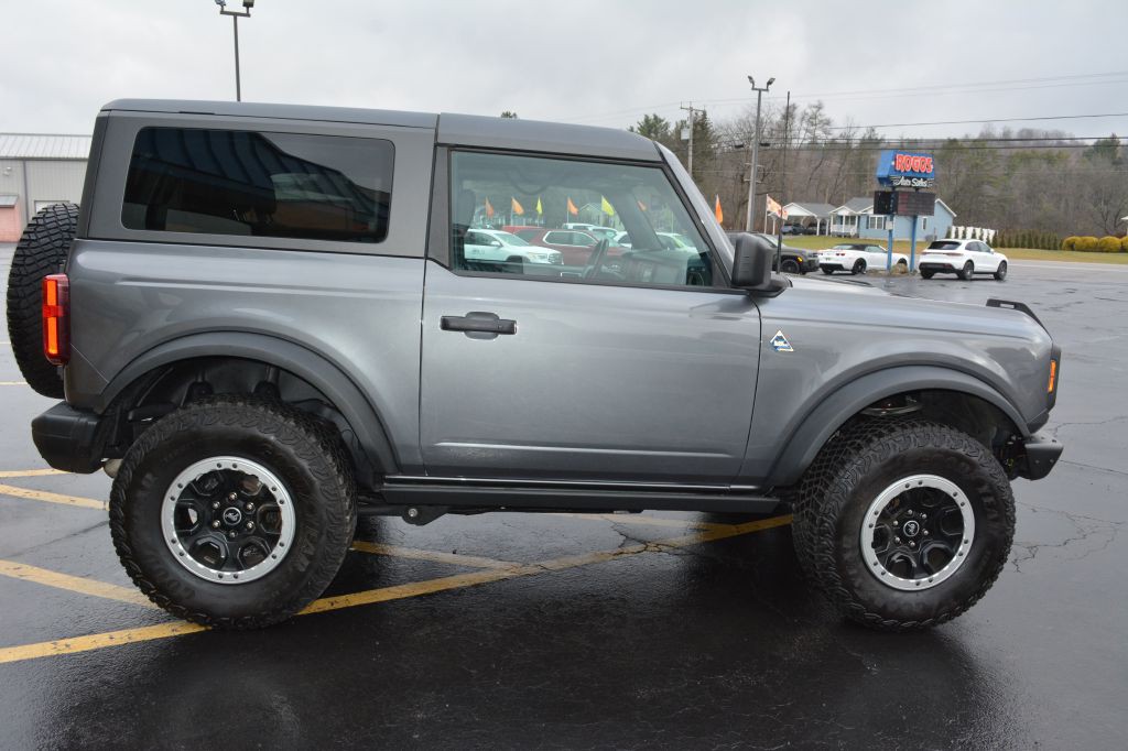 2023 Ford Bronco Image 3