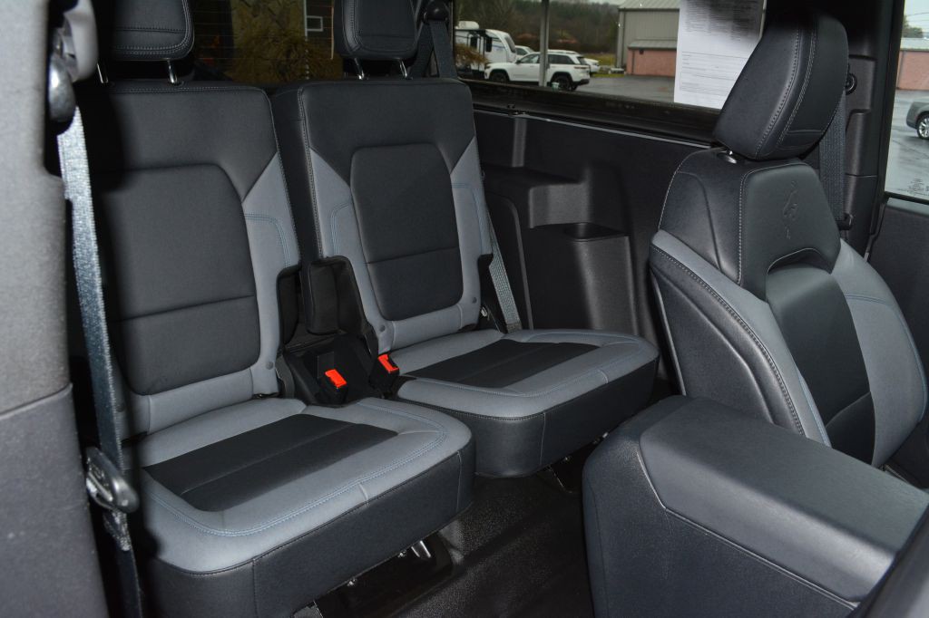 2023 Ford Bronco Image 9