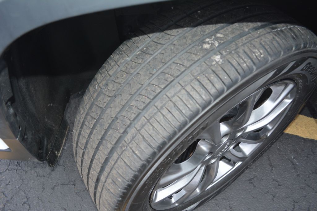 2020 Jeep Cherokee Image 6