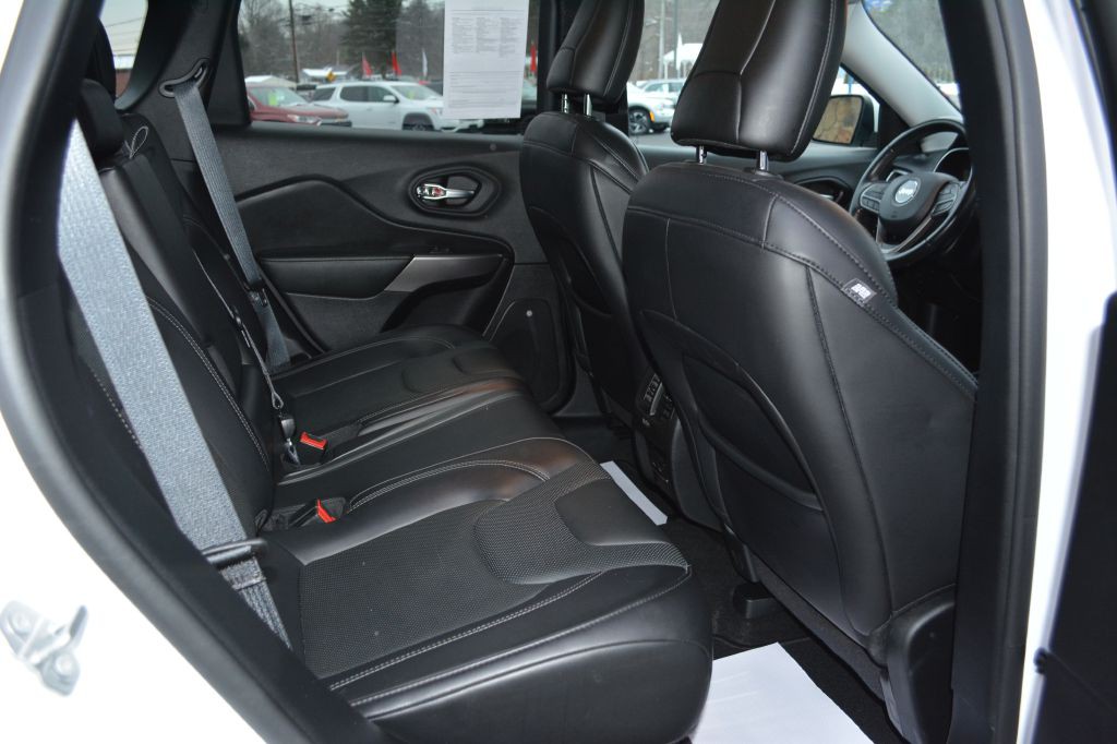 2020 Jeep Cherokee Image 9