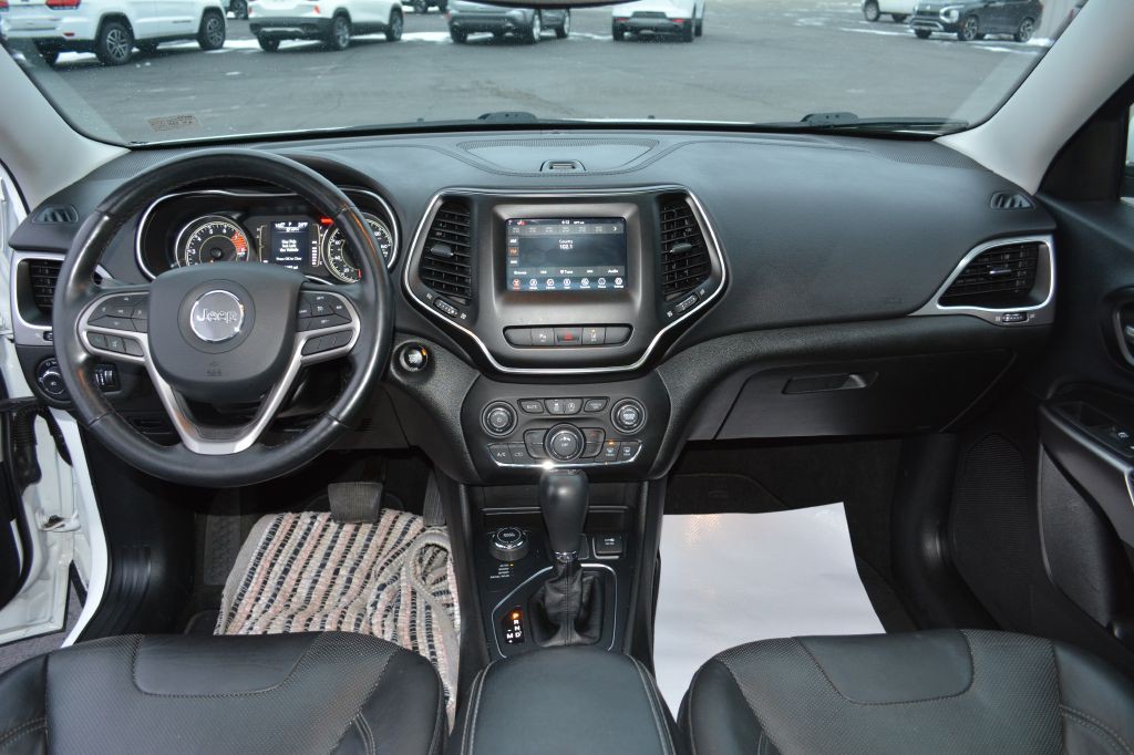 2020 Jeep Cherokee Image 15