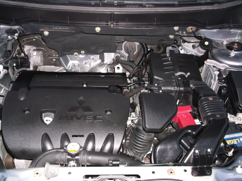 2018 Mitsubishi Outlander Image 12