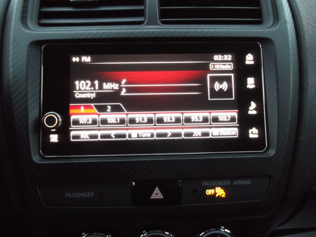 2018 Mitsubishi Outlander Image 19