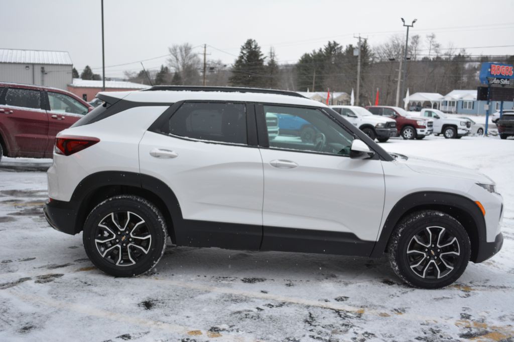 2023 Chevrolet Trailblazer Image 3