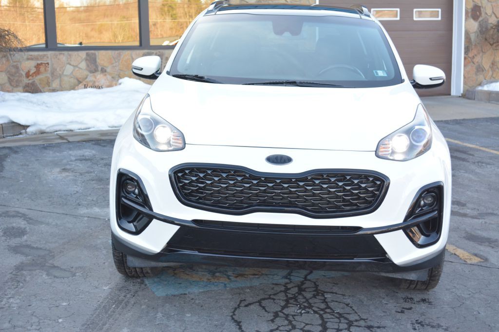 2021 Kia Sportage Image 2