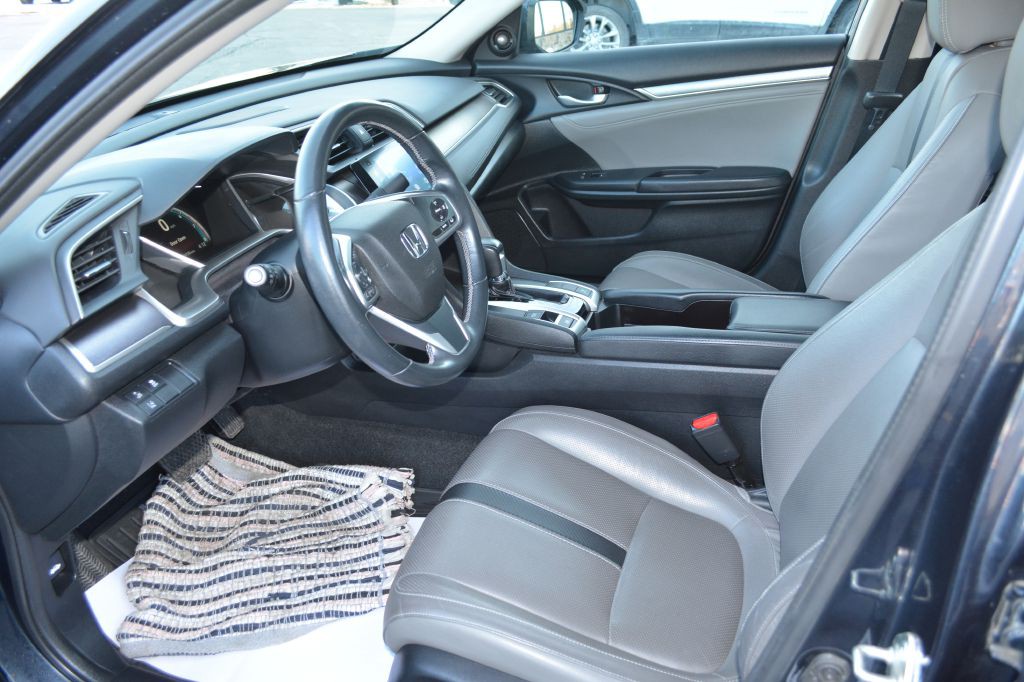 2018 Honda Civic Image 12