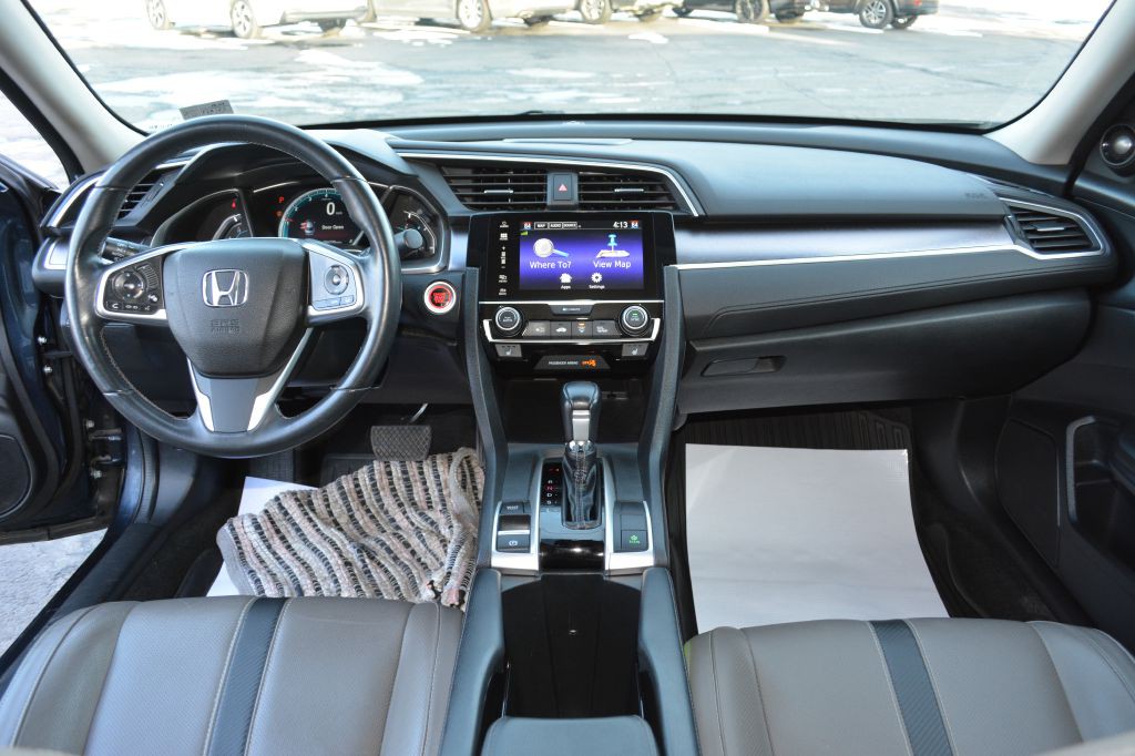 2018 Honda Civic Image 15