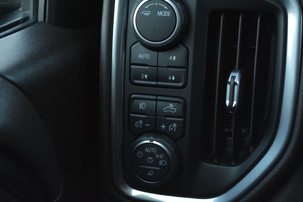 2021 Chevrolet Silverado 1500 Image 18