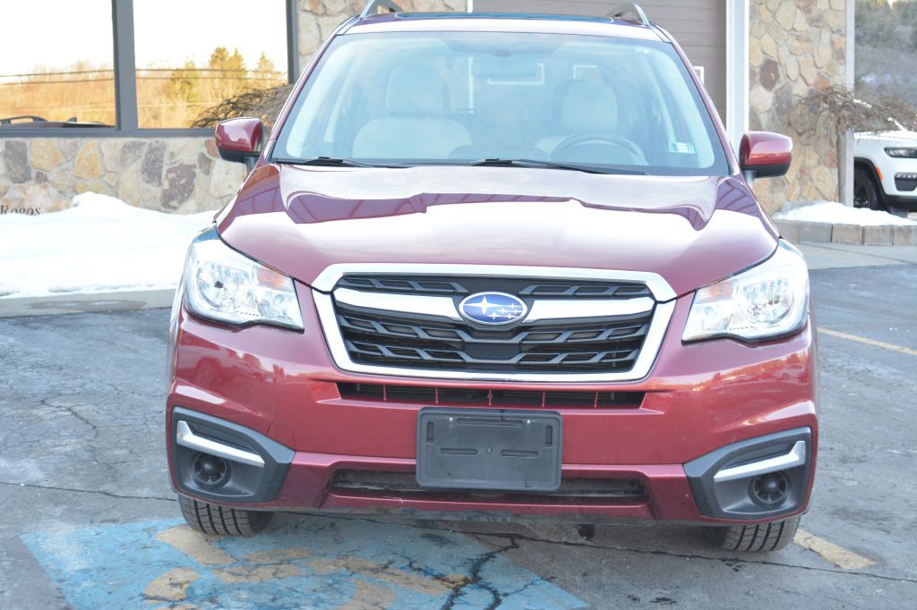 2018 Subaru Forester Image 2