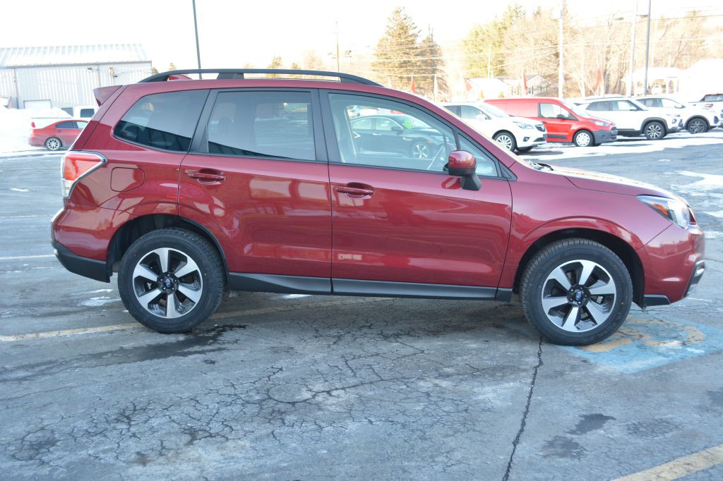2018 Subaru Forester Image 3