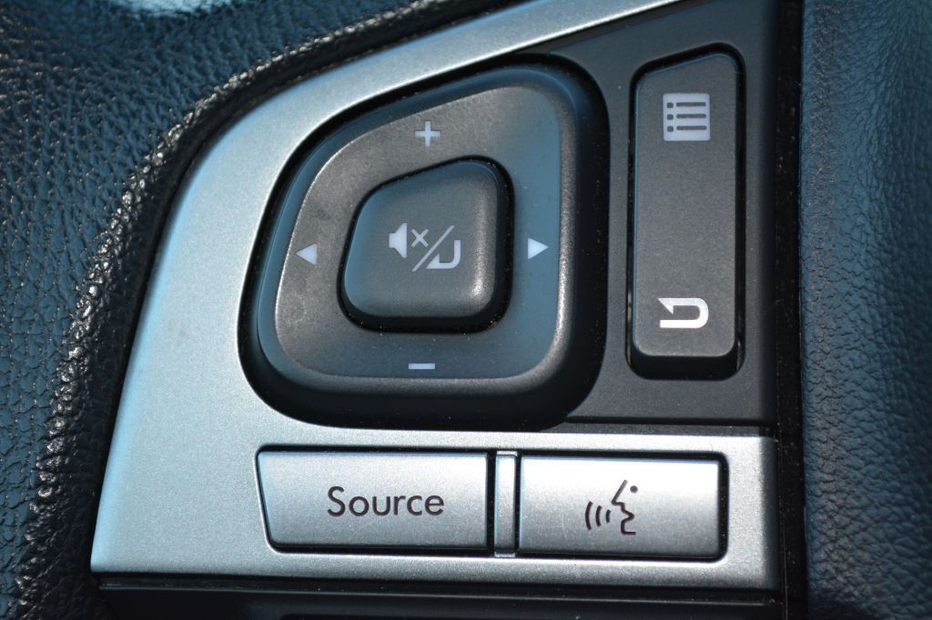 2018 Subaru Forester Image 17