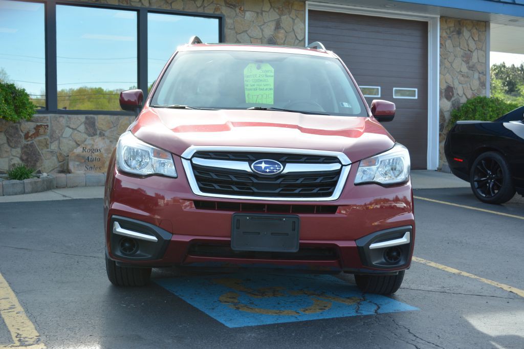 2018 Subaru Forester Image 2