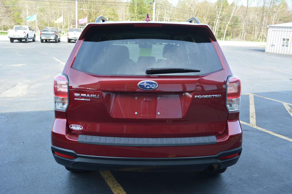 2018 Subaru Forester Image 4