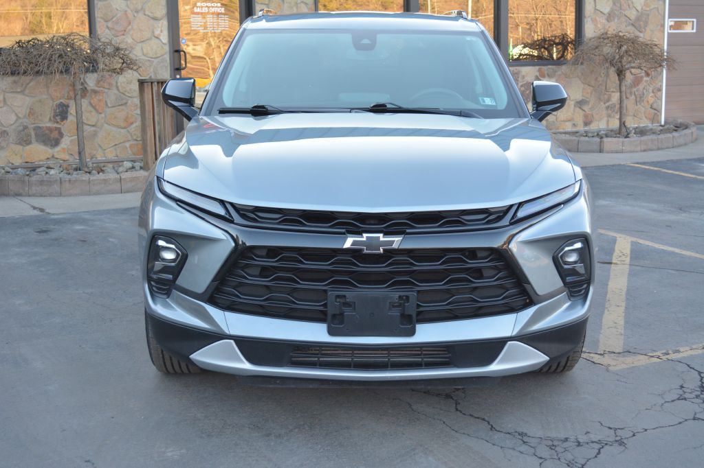 2023 Chevrolet Blazer Image 2