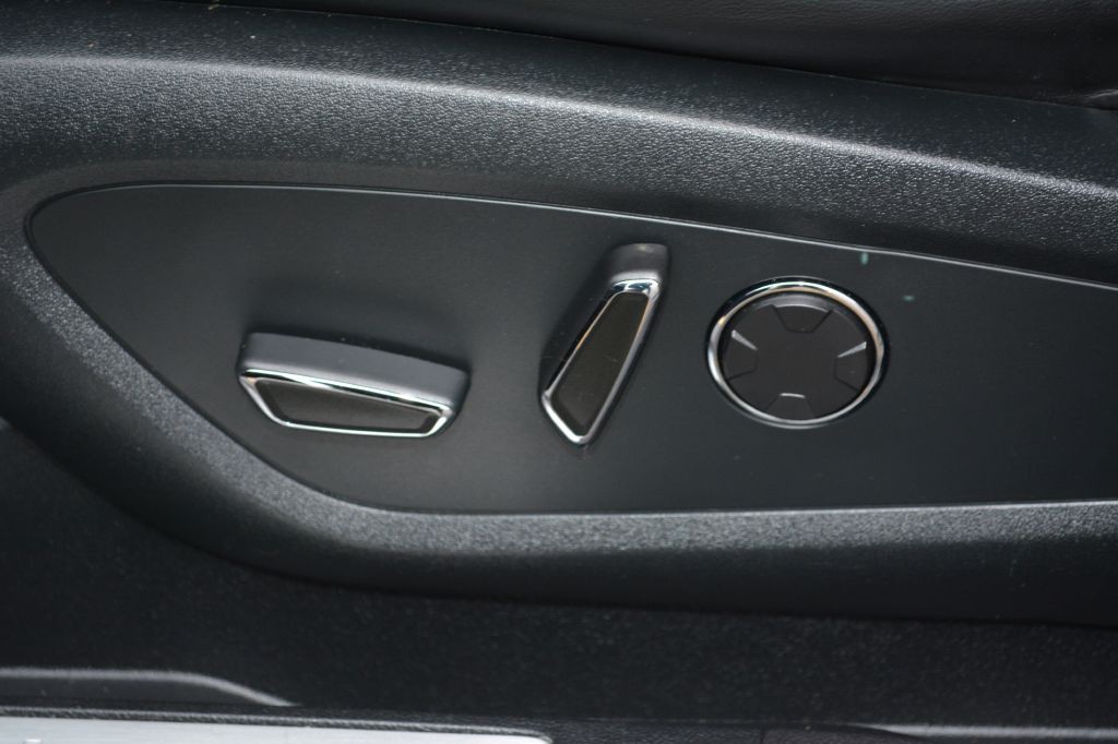 2019 Lincoln MKC Image 13