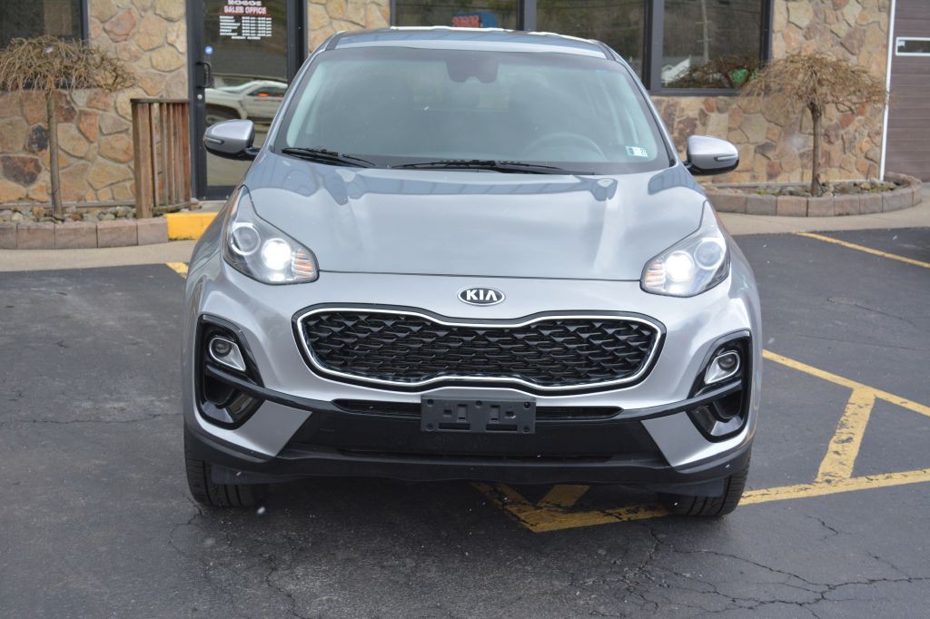 2022 Kia Sportage Image 2