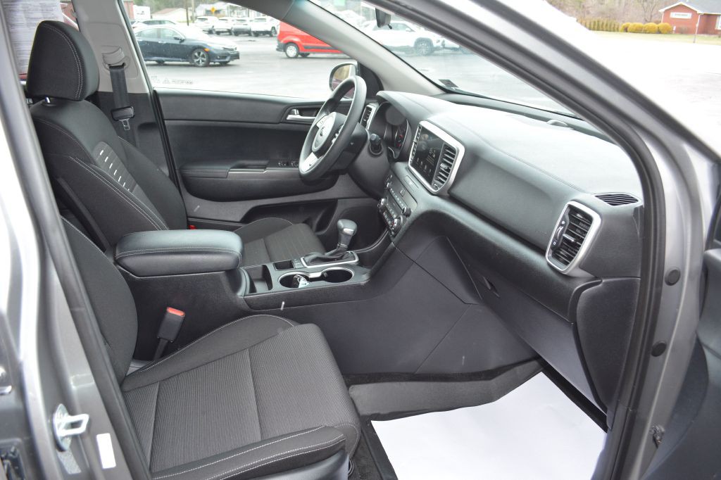 2022 Kia Sportage Image 8