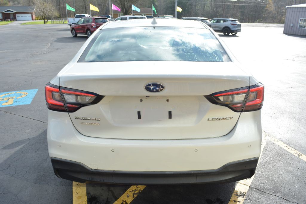 2020 Subaru Legacy Image 4