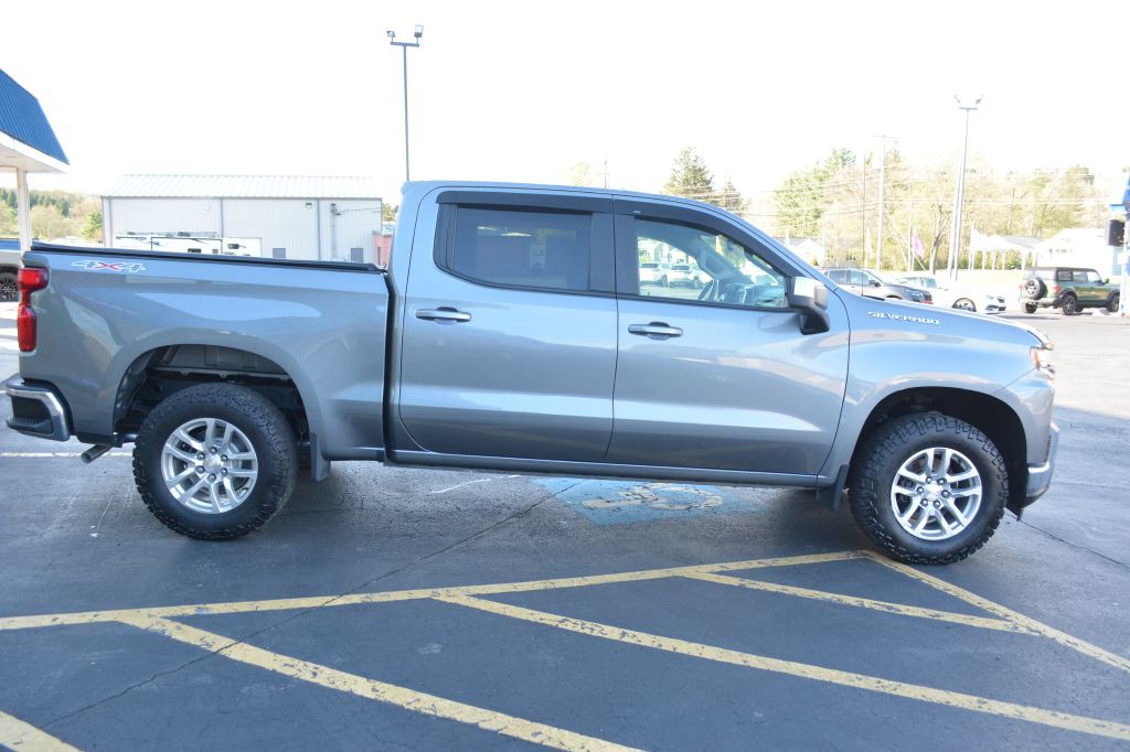 2022 Chevrolet Silverado 1500 Image 3