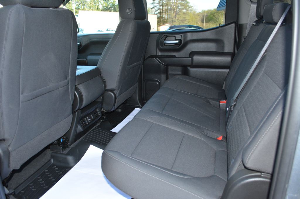 2022 Chevrolet Silverado 1500 Image 11