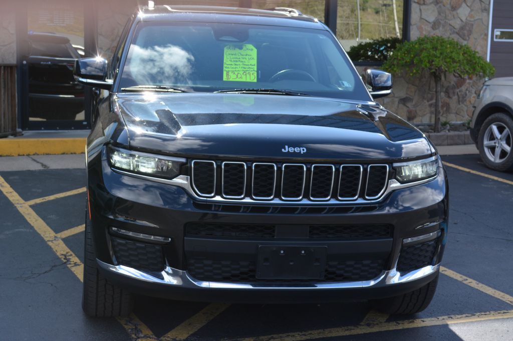 2022 Jeep Grand Cherokee Image 2