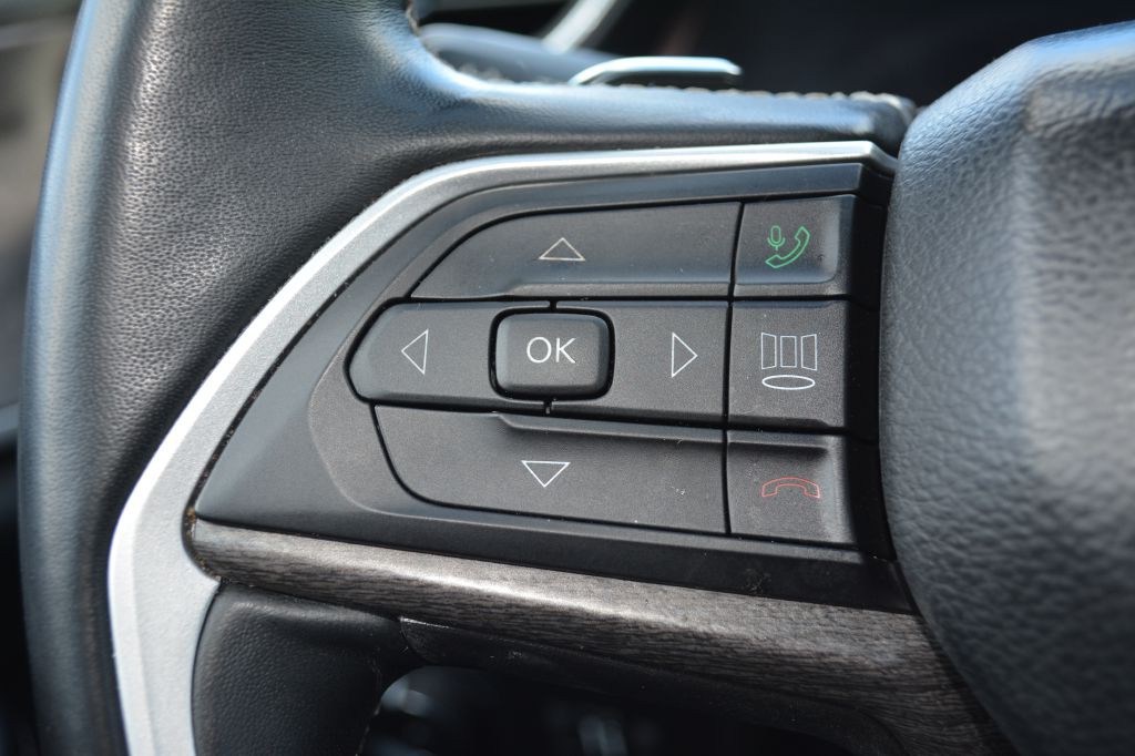 2022 Jeep Grand Cherokee Image 16