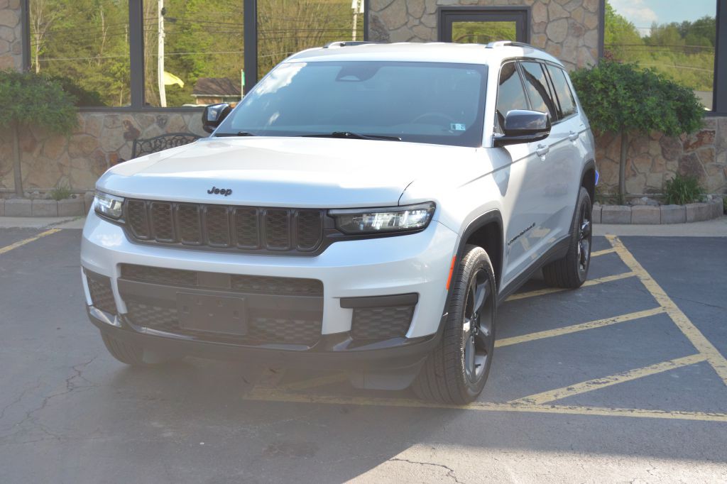 2021 Jeep Grand Cherokee Image 1