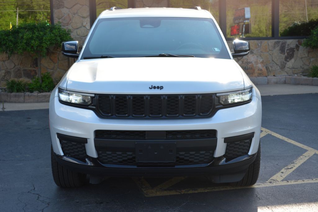 2021 Jeep Grand Cherokee Image 2