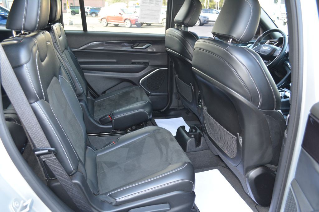 2021 Jeep Grand Cherokee Image 9