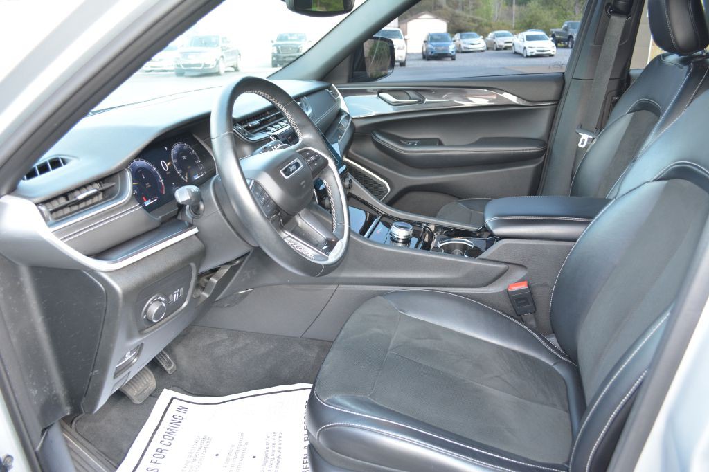 2021 Jeep Grand Cherokee Image 12