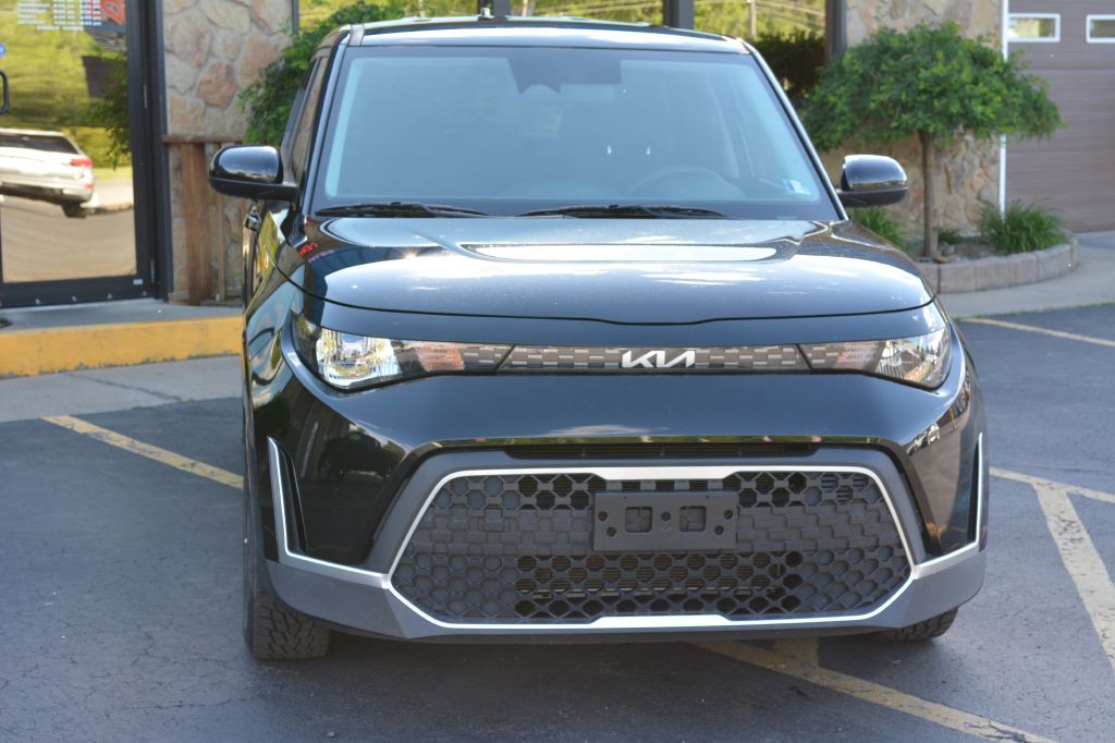 2023 Kia Soul Image 2