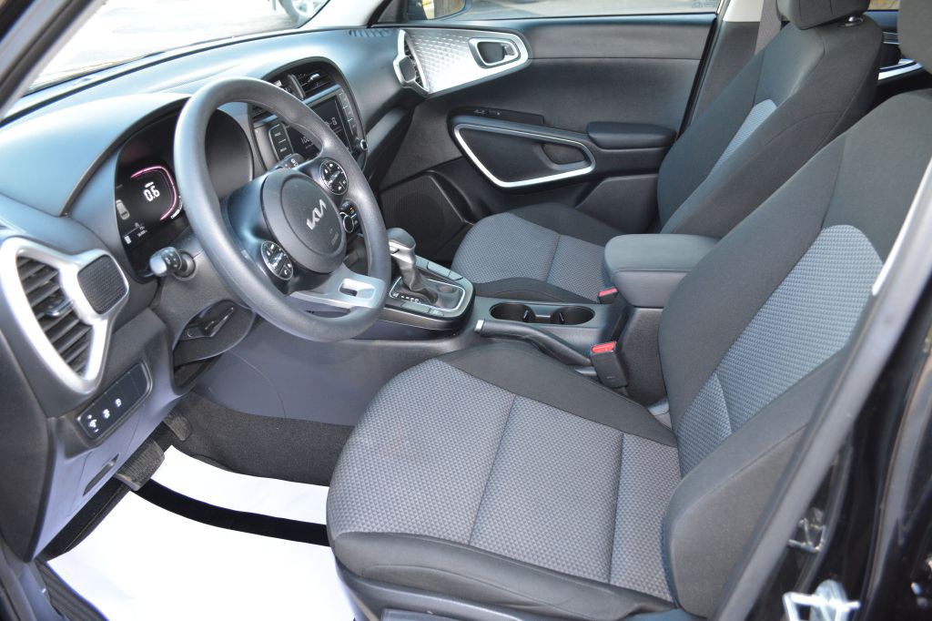 2023 Kia Soul Image 12