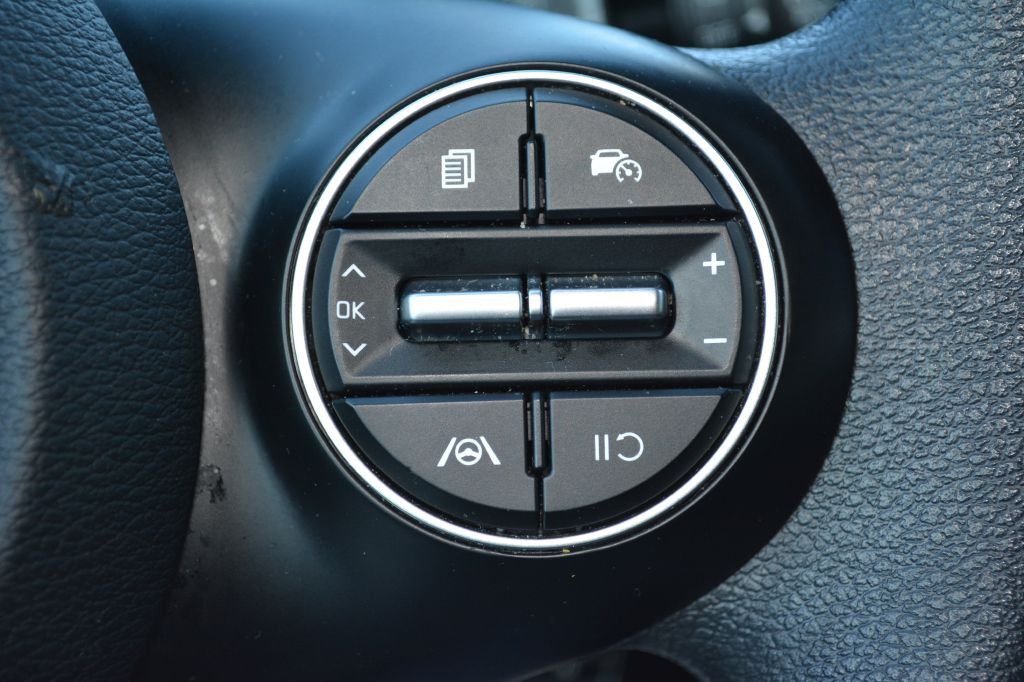 2023 Kia Soul Image 17
