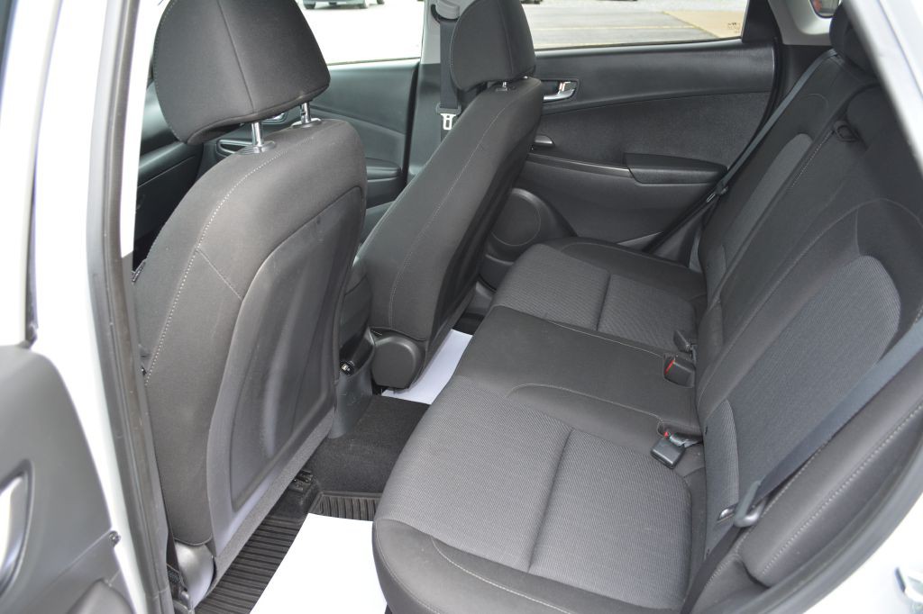 2023 Hyundai Kona Image 11